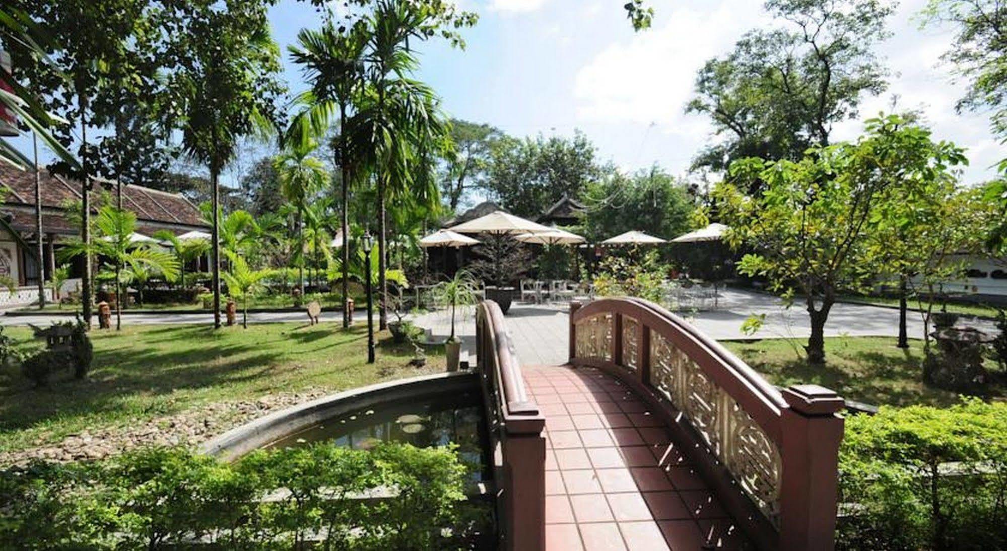 Thanh Noi Hotel Хюэ Экстерьер фото