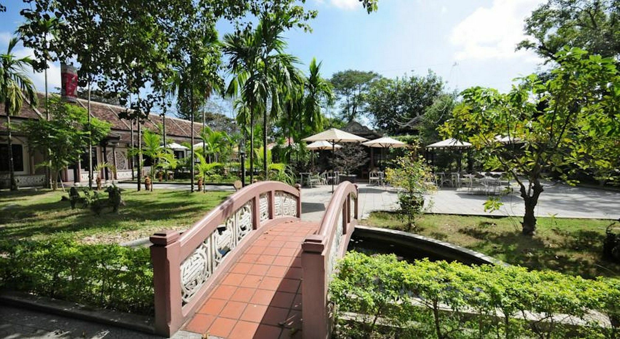 Thanh Noi Hotel Хюэ Экстерьер фото